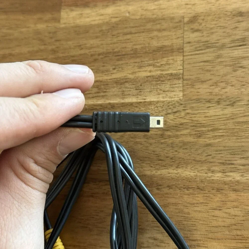 AV A/V USB To RCA Audio / Video Mini B USB‎ Adapter Cable TV & Digital Camera